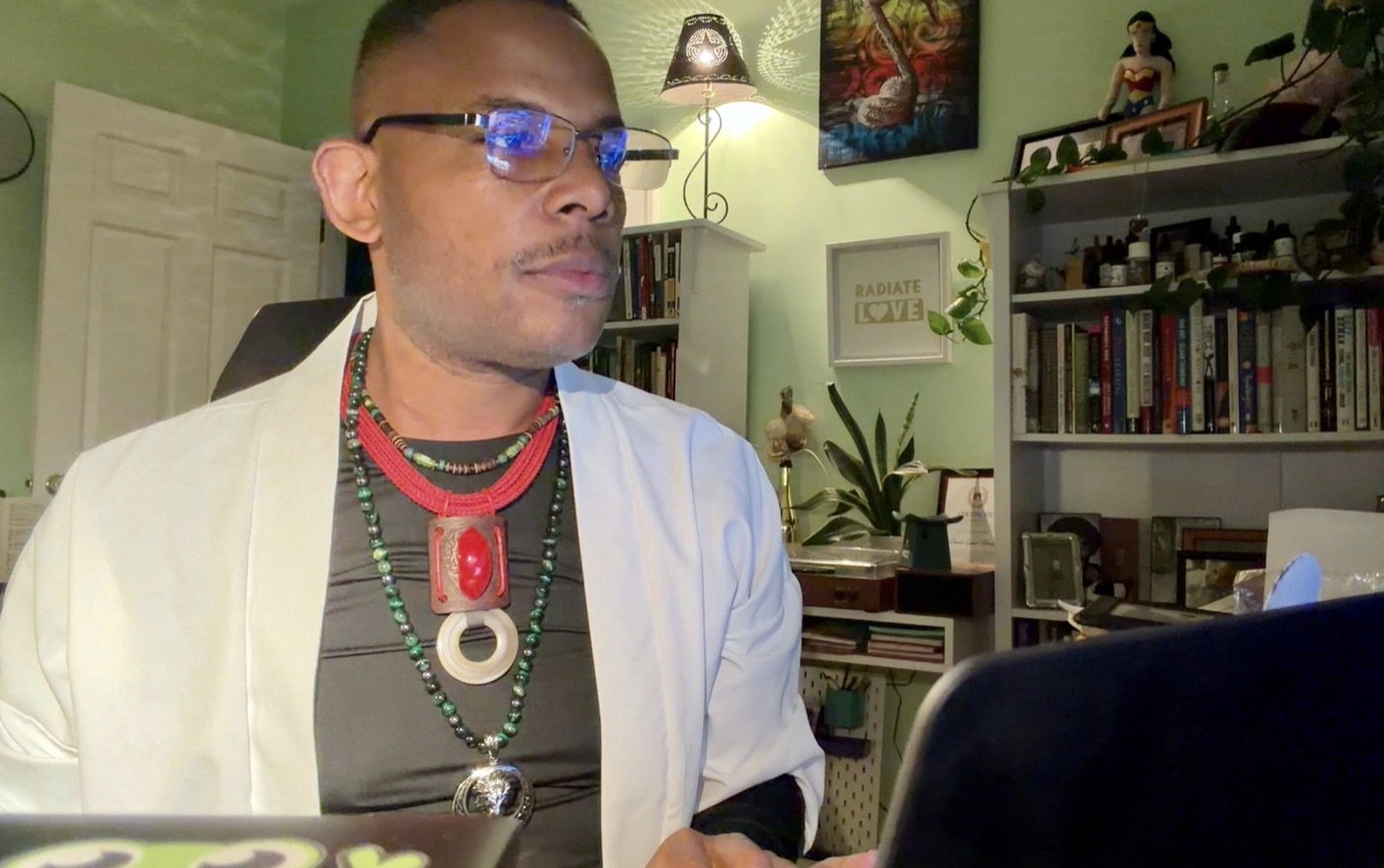 Damien Lamar in his studio